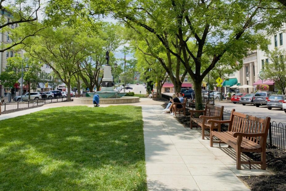 People sitting in Hyde Park Square
