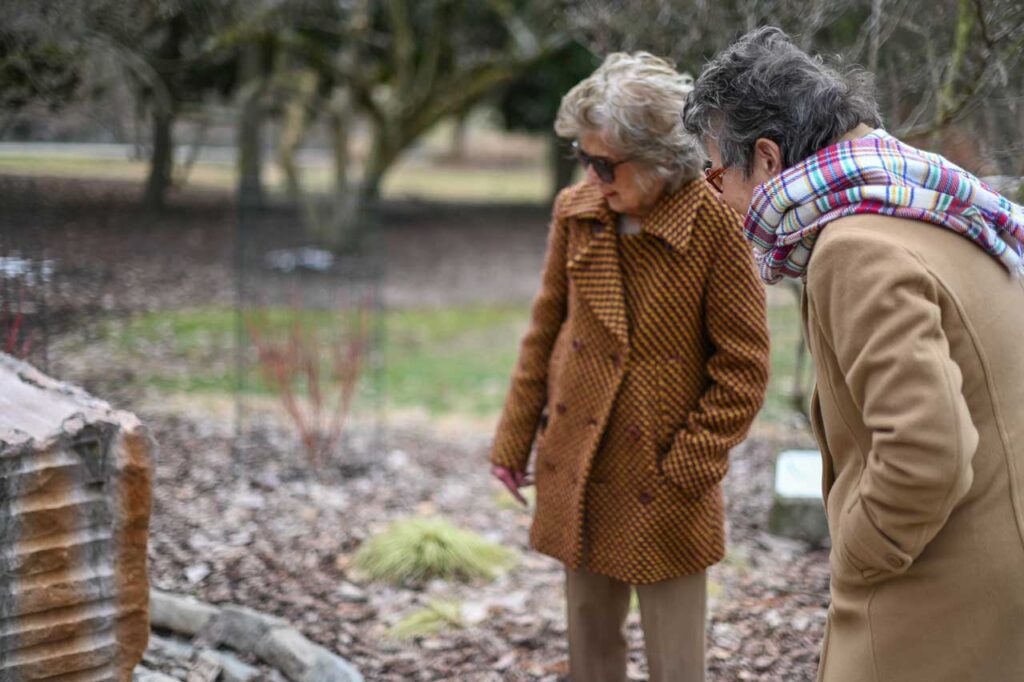 Ellen Sole and Marjorie Pease Applegate
