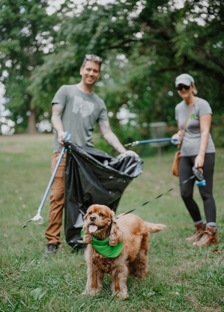 MadTree and Foundation volunteers in Burnet Woods