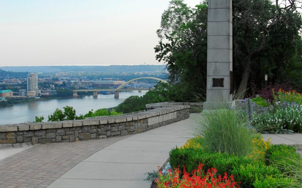 Spencer Overlook in Eden park