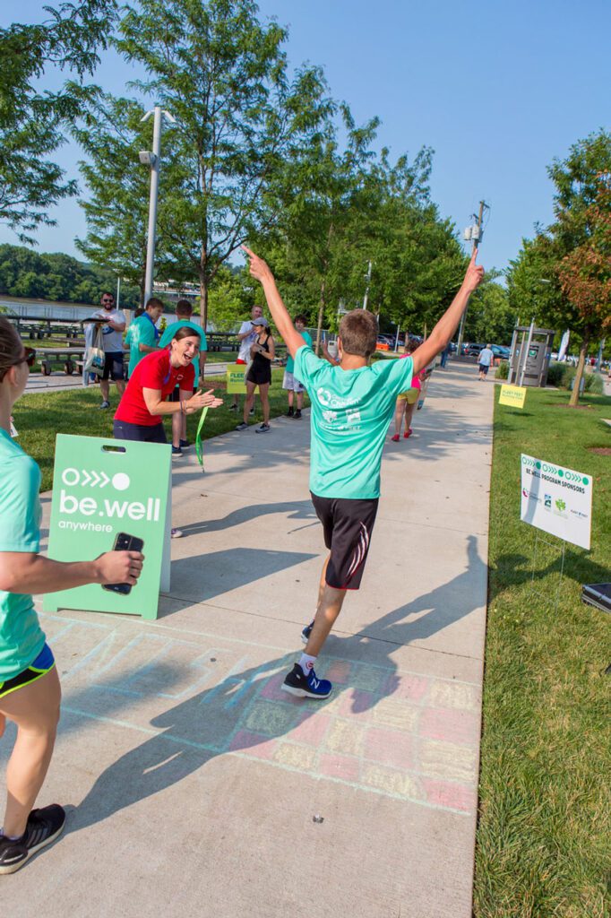 A runner in the be.well Adaptive Running Program.